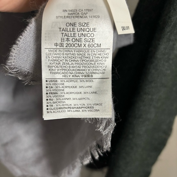 GAP New Colorblock Scarf Unisex Wool Blend Gray - Picture 8 of 8